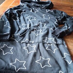 Wonder Nation Black Star Pattern Hoodie Nightgown